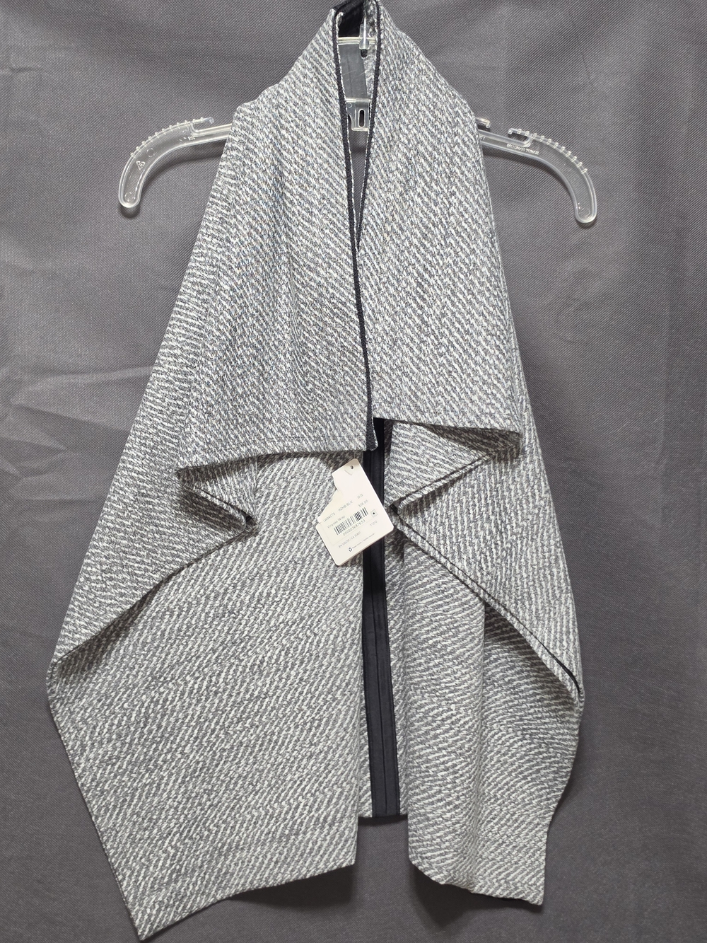 lululemon athletica Gray Textured Wrap Scarf